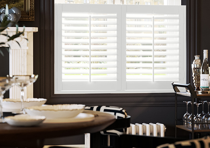 Bromley, Classic White - Cafe Style Plantation Shutter - Image 5